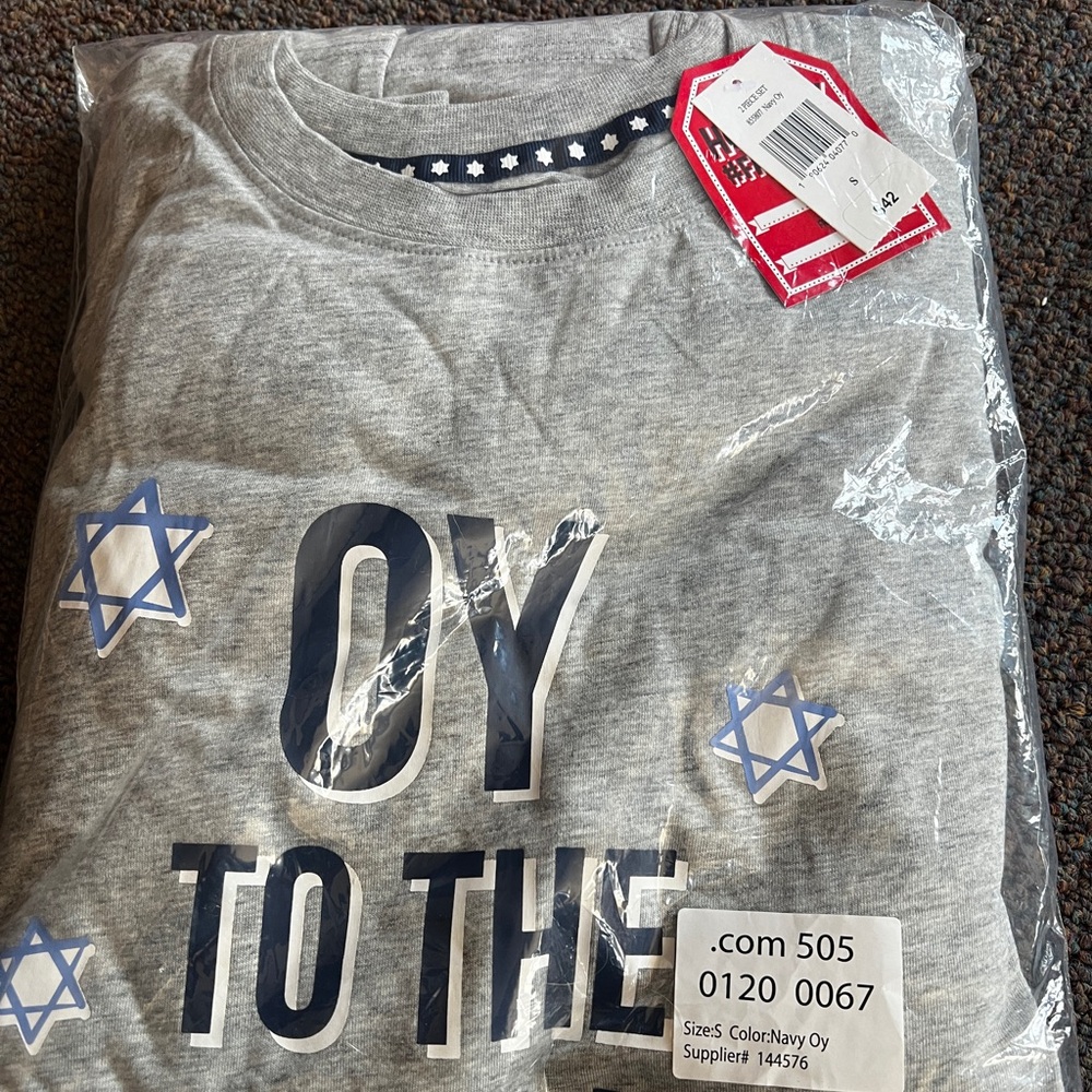 HANUKKAH HOLIDAY PAJAMAS SET